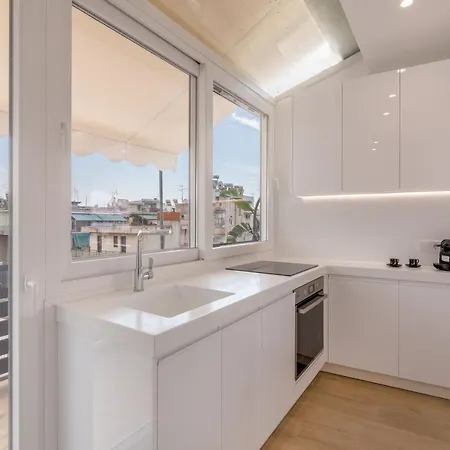 Terrace House For Festive Fun Apartment