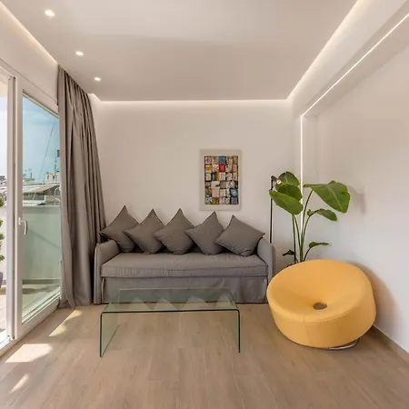 Apartment Terrace House For Festive Fun