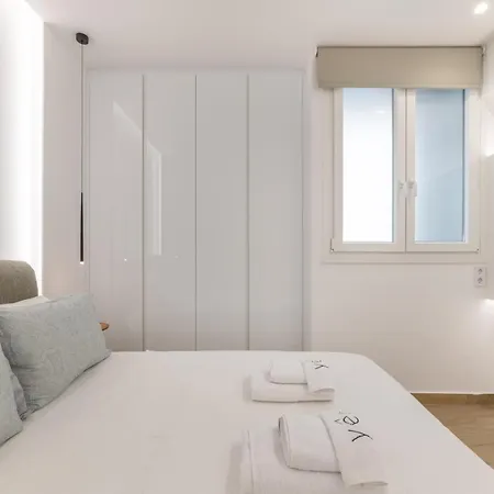 Apartment Terrace House For Festive Fun